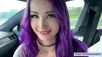 Valerica Steele’s Dripping Wet Pussy Unleashes A Torrent Of Ecstasy Behind The Wheel