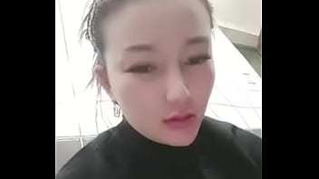 Asian Beauty Seduces Her Masseuse In Steamy Live Session