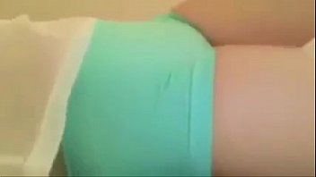 Korean Hottie Flaunts Her Forbidden Goods In Musicmall