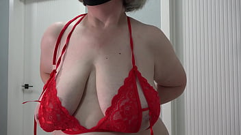 Jiggling Massive Melons And A Fresh Haul Of Lingerie For Mature, Heavy Hangers.