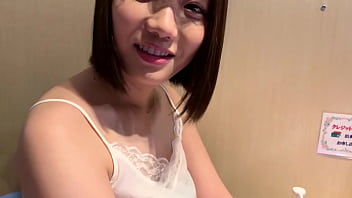 Hot And Brainy College Girl: A Steamy Reunion Date In Chinatown Ends With Passionate Creampie