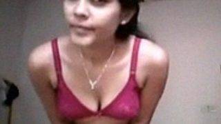 Country Girl Kamu’s Raw Solo Pleasure Session