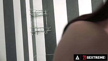 Naughty Granny’s Wild Ride: Teen Girl Mia Evans Devours Her Wet Pussy