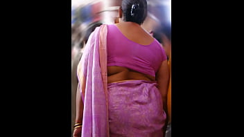 Curvy Indian Auntie With Big Tits