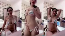 Hot Instagram Model Flaunts Her Curvy, Voluptuous Figure