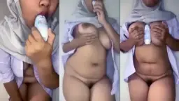 Uniform Hijab Gets Wet With Rexona