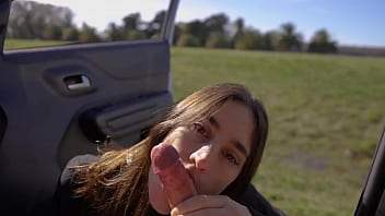 Road Trip Rendezvous: A Horny Teen’s Throat Takes My Load In Raw Amateur Action