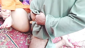 Pakistani Housewife Settles Her Monthly Dues Using Her Backdoor, Featuring Explicit Hindi Dirty Talk