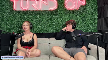 Massive Natural Knockers Brandy Renee Gets Pounded In The Car After A Night Out