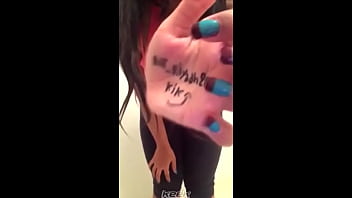 Sizzling Saudi Seductress Shakes Her Juicy Arabian Booty