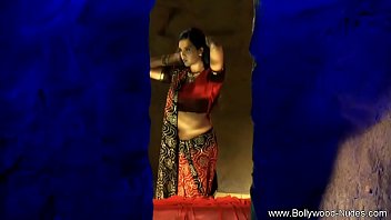Sultry Bollywood Beauty: Your Dream Indian Lover