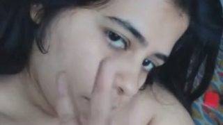 Busty Desi Babe’s Sizzling Solo Tease