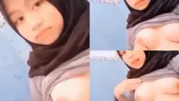 Hot Teen Schoolgirl In Hijab Shows Off Her Tits