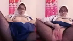 Naughty Schoolgirl In Hijab Pleasuring Herself 2023