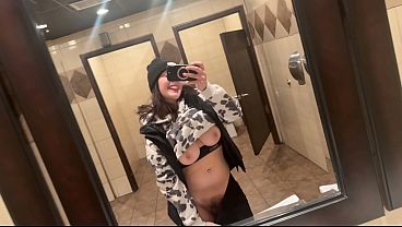 Bringing The Club’s Hottest Milf Home For A Deep, Unprotected Finish