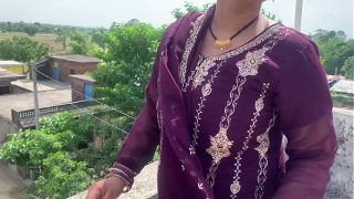 Desi Bhabhi’s Wild Ride: Full Pussy Pleasure And Body Ecstasy In Raw Hindi Audio