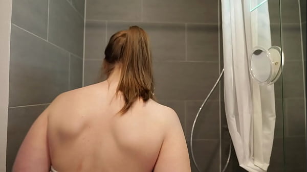 Mature Seductress Gets Railed In The Wild