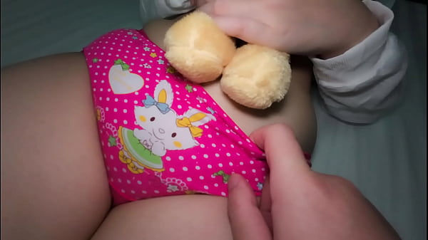Young Teen Gets Her Tight Pussy Stretched And Filled