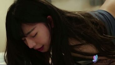 Craving Cock, This Chinese Housewife Is Desperate For A Hard Pounding.