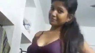 Bare And Bold: Indian Beauty’s Private Solo Mms