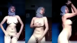 Erotic Hijab Dance With Bush