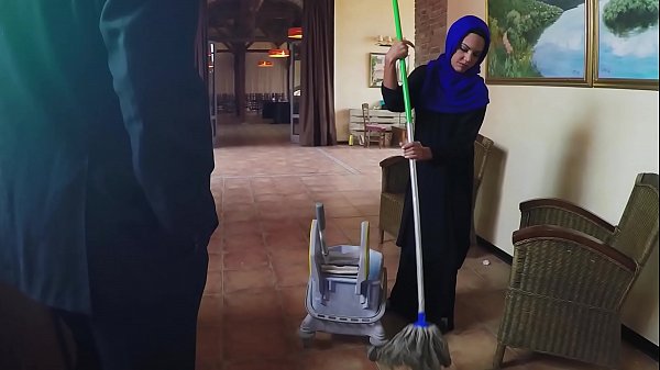 Arab Scandal: Filthy Janitor Earns Extra Cash By Fucking The Boss