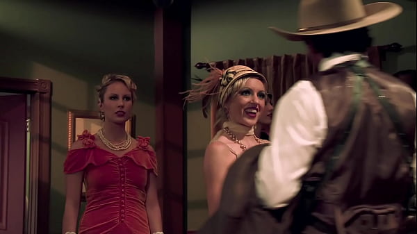 Mature Sluts In A Wild Gangbang