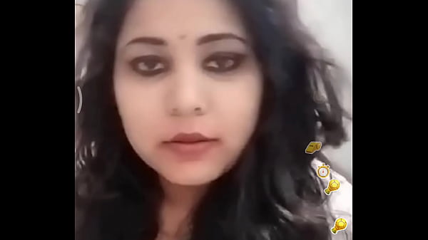 Sona Bhabhi’s Nipple Flash On Bigo Live