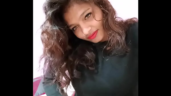 Sarika’s Homemade Desi Porn: Teasing Her Fans With Raw Indian Lust