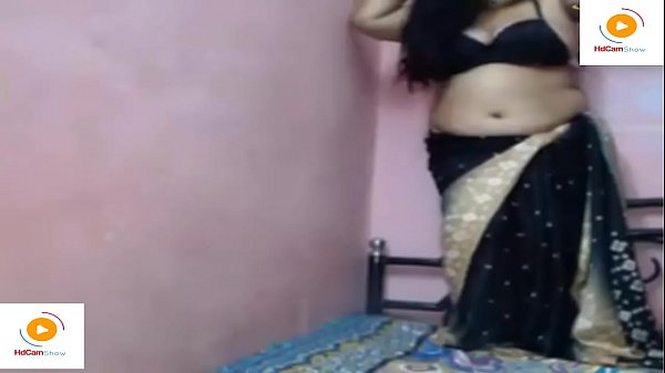 Indian Bhabhi’s Big Boobs Live Show: Clear Hindi Audio Sex On Hdcamshow