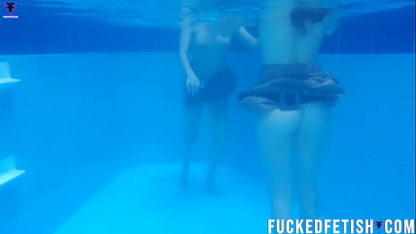 Sultry Poolside Seduction: Yessica Bunny And Helen Star’s Erotic Aquatic Encounter