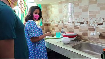Lustful Sister-in-law Offers Her Wet Pussy To Brother-in-law In Steamy Desi Encounter
