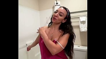 Sultry Shower Solitude: Sasha’s Sensual Steam Session