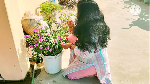 Desi Bhabhi’s Intimate Encounter With Steamy Hindi Audio