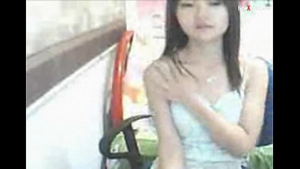Sultry Asian Webcam Girl