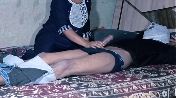Hot Desi Step-sister Sex Tape With Indian Girl