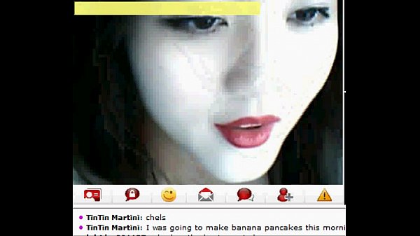 Sultry Asian Beauty Live On Camera