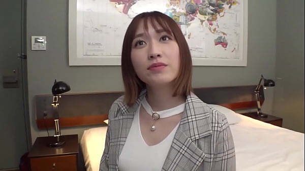 【巨乳jdモデル】オイルまみれの汗だくsex！撮影中に発情して中出し懇願 Part1