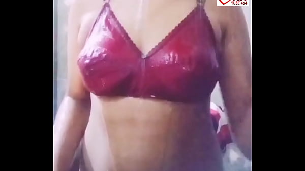Real Desi Girl Shawar Gets Fingered In A Hot Video
