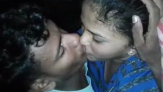 Indian Young Neighbor Lovers’ Quick, Steamy Romantic Sex Clip