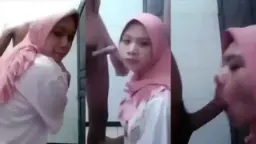 Jilbab Pink Baru Ngewe Kontol Panjang Sampai Dalem