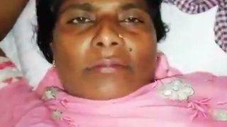 Local Indian Slut Aunty’s Filthy Cunt In Hot Sex Video