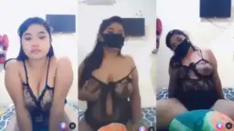 Tinna Pakai Lingerie Hitam, Bikin Makin Panas Dan Menggoda.