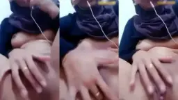 Vcs Cewek Jilbab Sange Colmek Sambil Mendesah Nikmat Banget