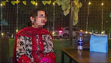 College Wali Girlfriend Ko Khana Khila Kar Ghar Le Aaya Aur Uski Badi Gol Gaand Ko Hard Fast Fuck Kiya, Hindi Dirty Talk Ke Saath
