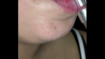 سعودي فحل بيجيب خدامة مصرية متجوزة من ورا جوزها، نيك جامد وصوت واضح وكلام يحرق