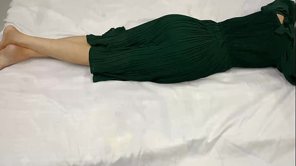 My Barely Legal Stepsister Was All Alone In Her Room, So I Snuck In At Night And Buried My Cock Deep Inside Her Wet Pussy.