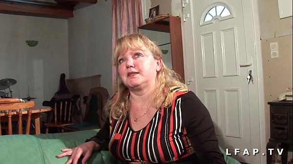 Petite Grosse Mature Prend Son Mari Bien Profond Dans Le Cul Et Se Fait Fistée Comme Une Salope