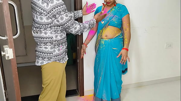 हैपी होली, कोमल भाभी, इस तरह रंग मत लगाओ, मुझे बदन पर हाथ मत फेरो, दिल बहक जाएगा