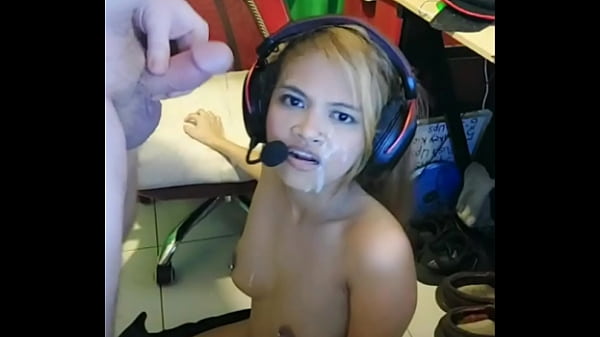 2022-12-21 Horny Couple’s Dirty Dnd Roleplay: Messy Blowjob, Handjob, And A Hot Cum Facial – Sample